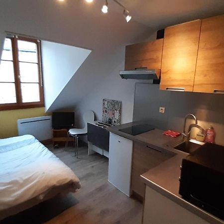 Studio 402 Au 15 Rue Battant A Безансон Экстерьер фото